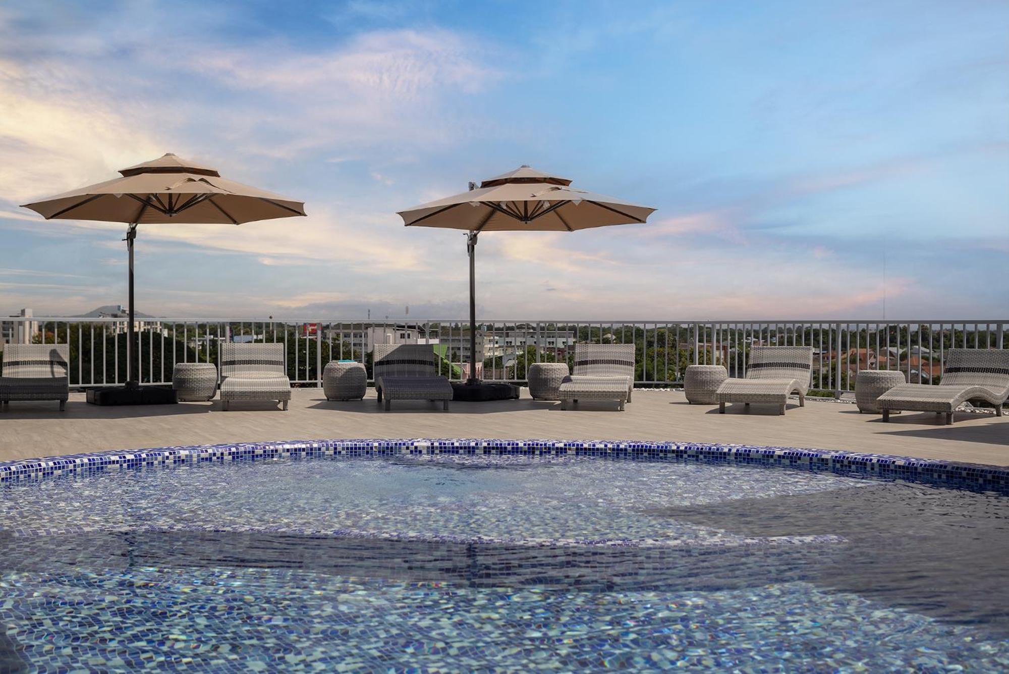 Hotel Selene Chiang Rai - Sha Certified ภายนอก รูปภาพ